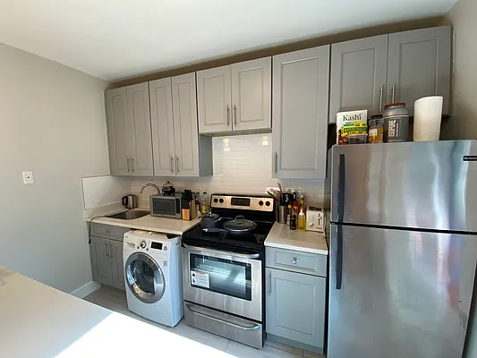 Rented by Mdays Realty | media 4