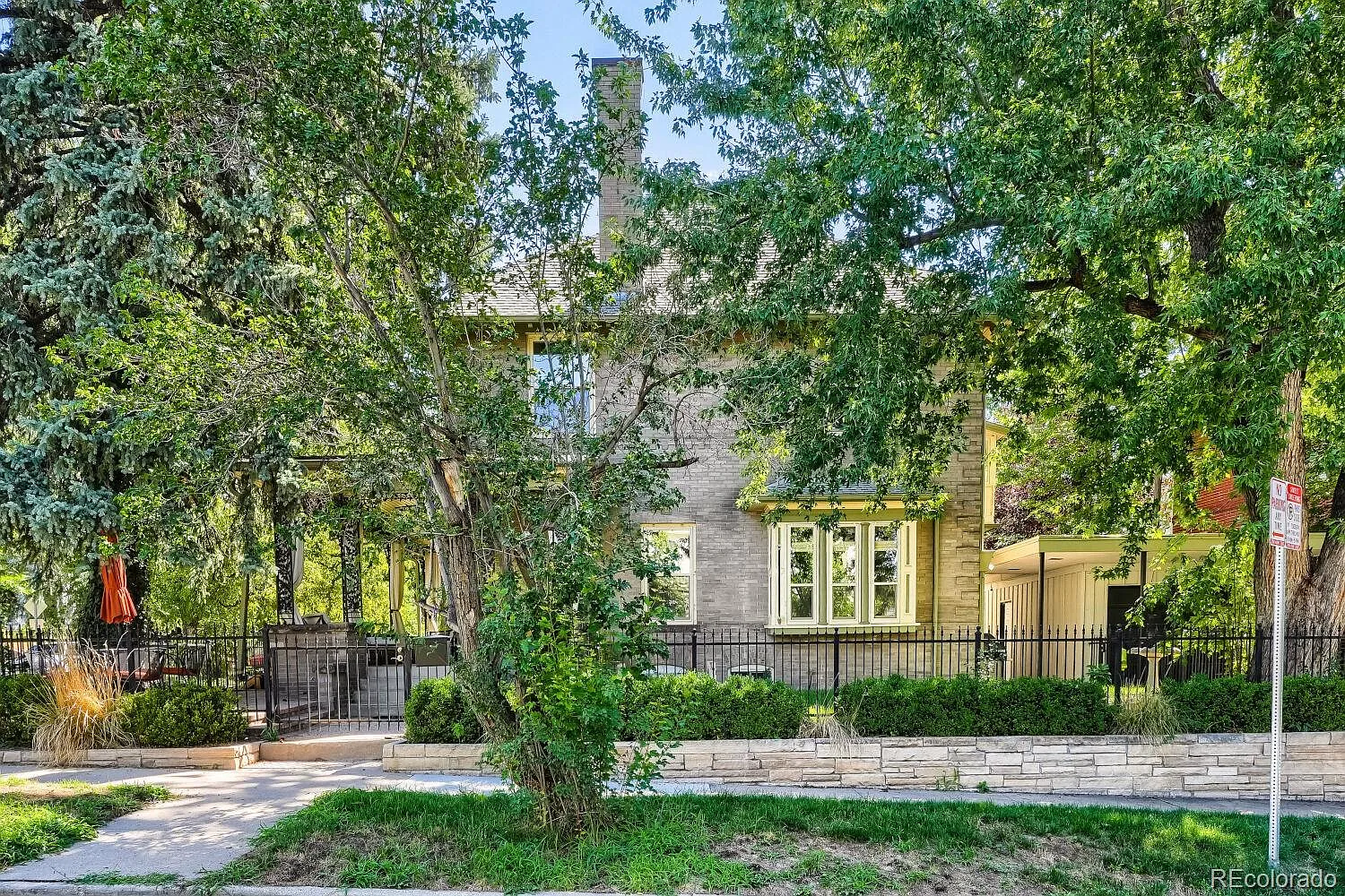 5 bed, 2.5 bath, 2939 sqft, $7,250 — Photo 4