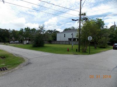 203 Pine Rd, Clear Lake Shores, TX, 77565