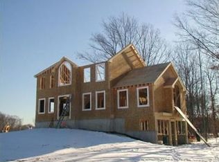 33 Cartpath Rd, Dracut, MA 01826