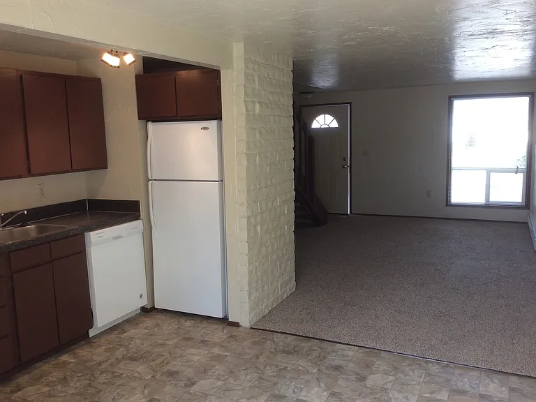 1614 W 8th Ave — Photo 7