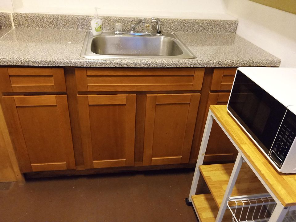 1st image of 1 Lrving Pl