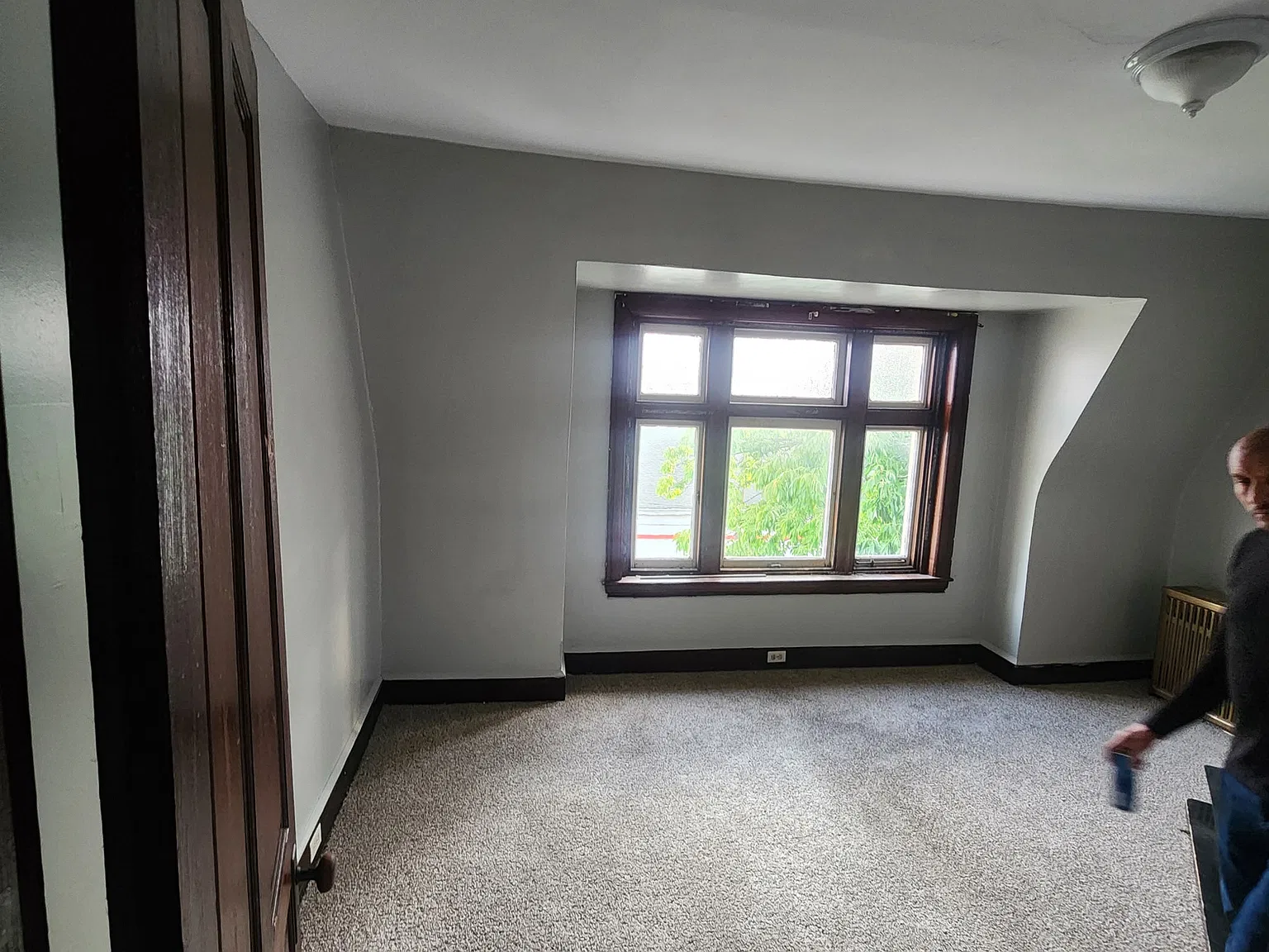 2 bed, 500 sqft, $1,350 — Photo 2