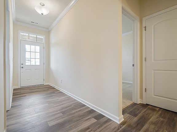 Photo Representation of the Caroline Plan. Actual Home not Shown