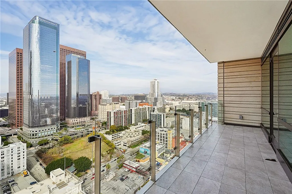 1 bed, 671 sqft, $3,000 — Photo 2