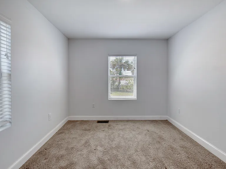 130 Harrison Rd — Photo 22