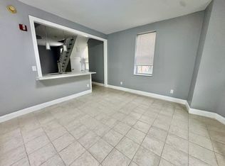 1000 S 6th St, Philadelphia, PA 19147