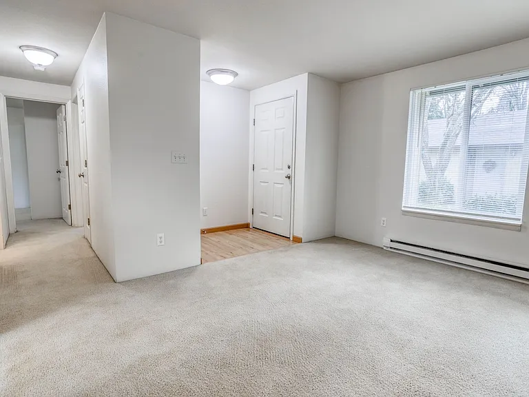 3903 E 18th St #11 — Photo 7