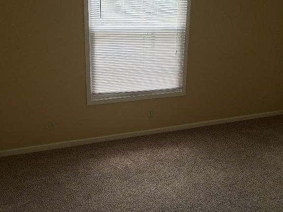 2nd image of 365 National Rd