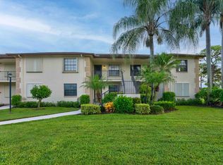 702 Pinecrest Cir APT E, Jupiter, FL 33458