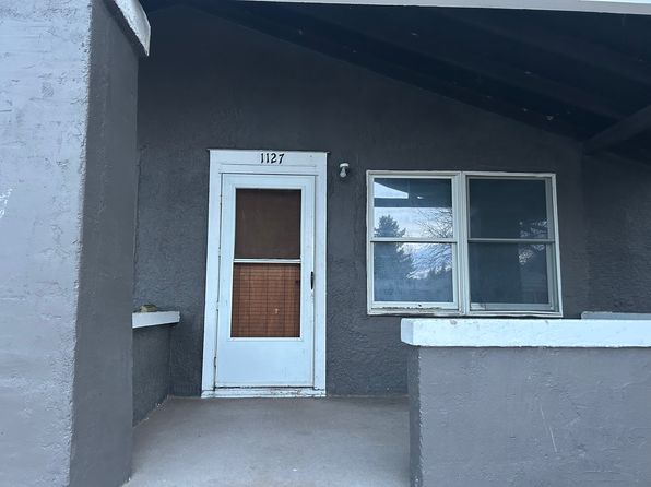 1127 Forrest St