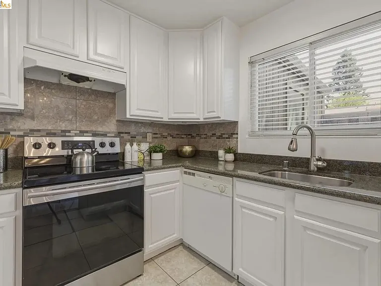 1245 Pine Creek Way #I — Photo 10