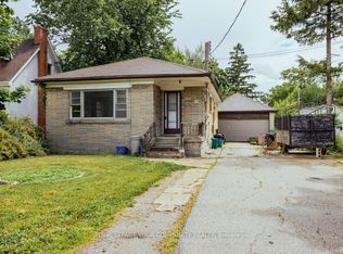 125 Major Mackenzie Dr E, Richmond Hill, ON L4C 1H2