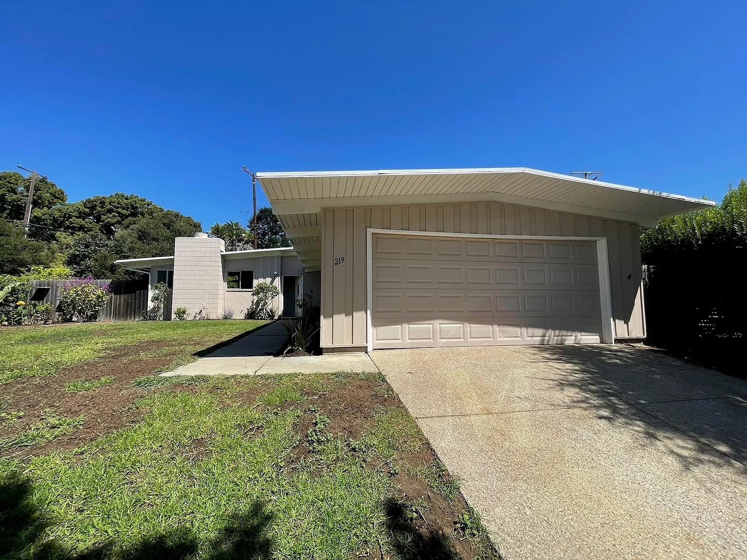 3 bed, 1846 sqft, $6,000 — Photo 1