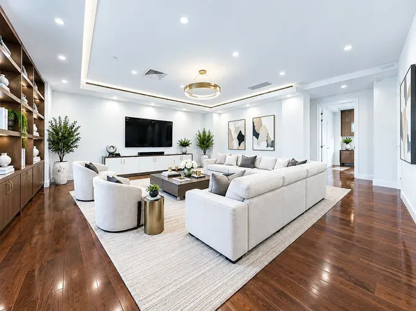 99-31 66th Ave #Pha, Rego Park, NY 11374