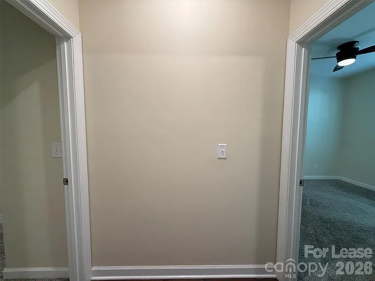 11838 Red Leaf Dr — Photo 17