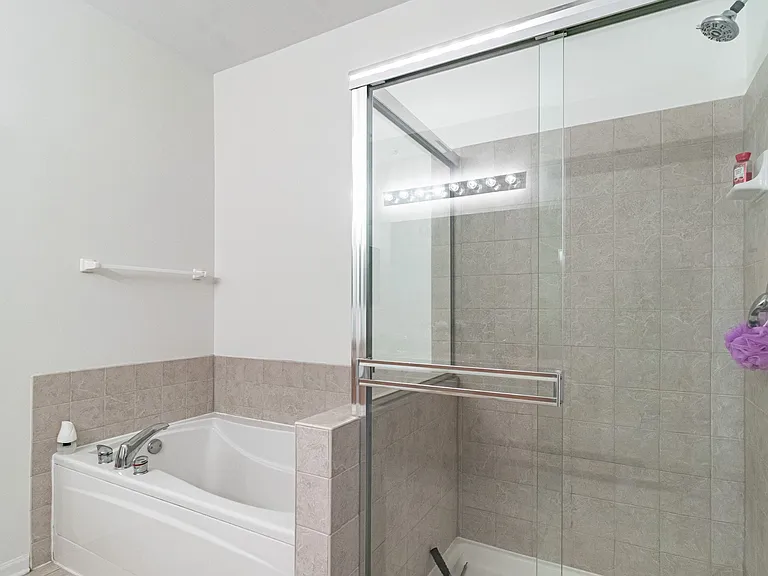 200 Rosehall Dr #220 — Photo 12