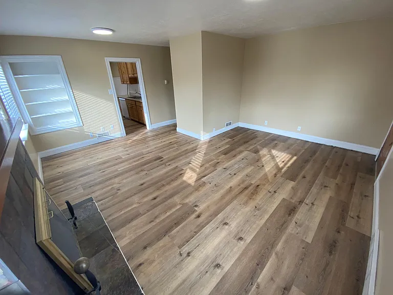 1401 N 300 W — Photo 3