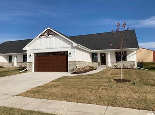 6825 Genesis Way, Bettendorf, IA 52722