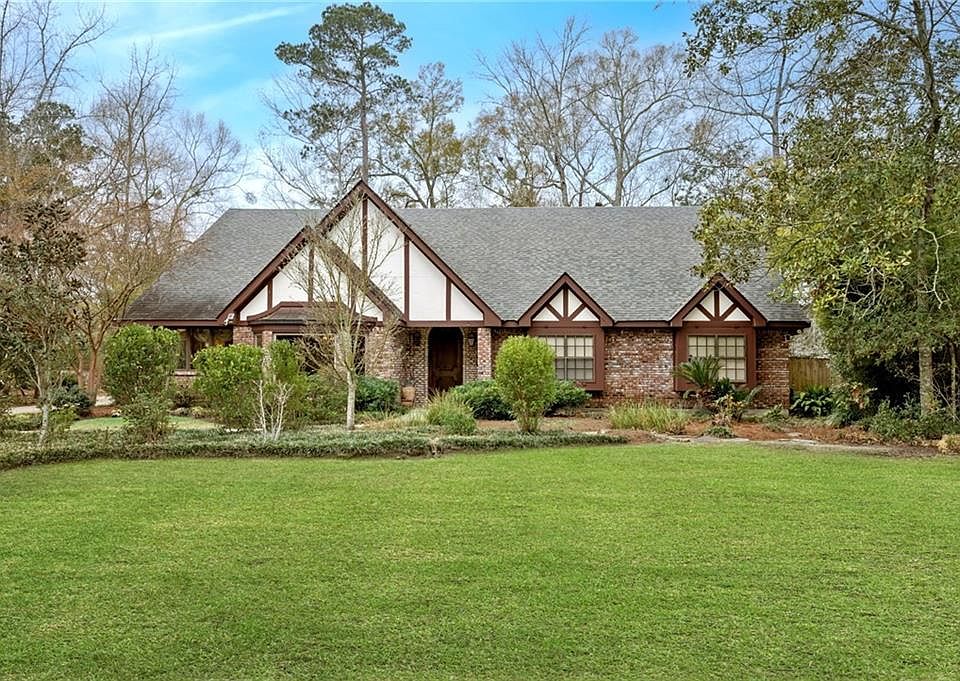 1st image of 67 Magnolia Ridge Dr