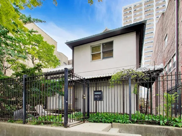 915 W Lawrence Ave, Chicago, IL 60640