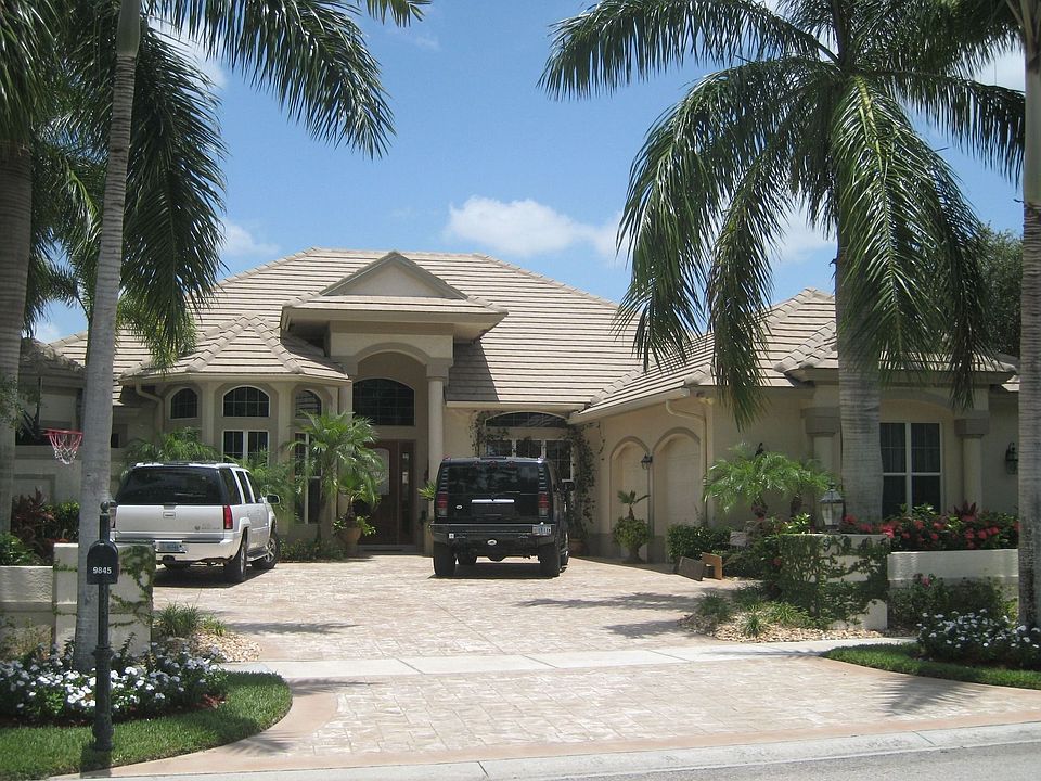 1st image of 9845 Rocky Bank Dr