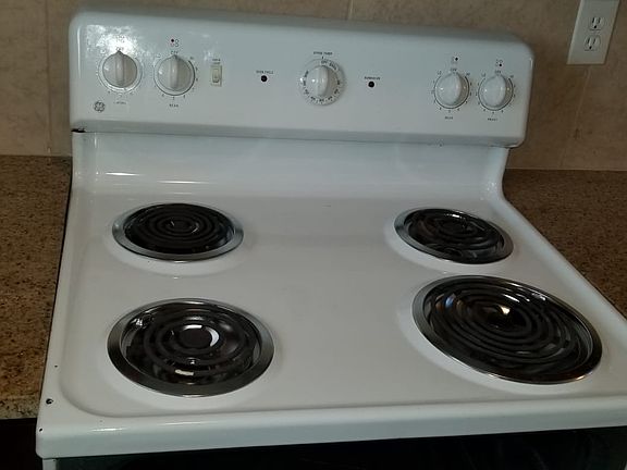 3rd image of 5814 NE 4th Ct APT 104
