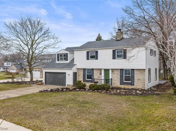 20200 Kramer Dr, Rocky River, OH 44116
