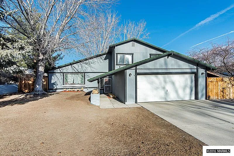 3286 Holman Way photo 1