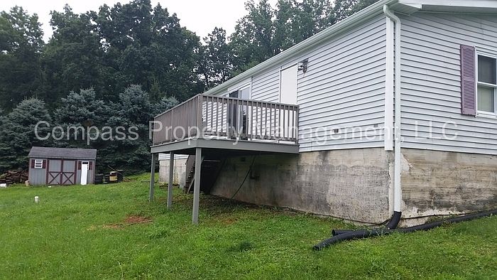2nd image of 112 Engletown Rd