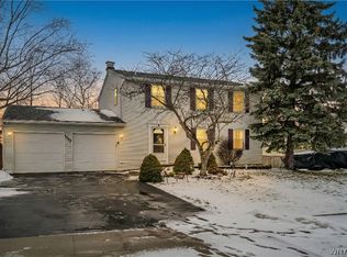 5007 Overlook Point, Hamburg, NY 14075