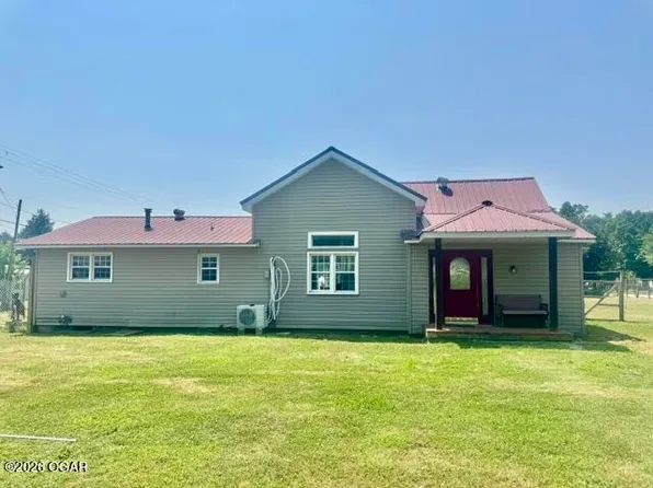 302 W Garber St, Fairview, MO 64842