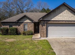39 Tanzanite Dr, Greenbrier, AR 72058