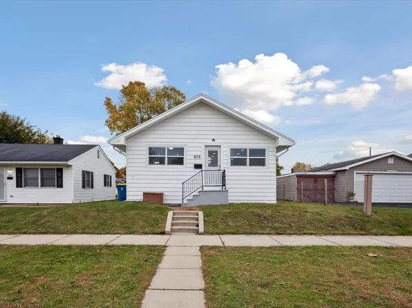 816 Grand Blvd, Mishawaka, IN 46544
