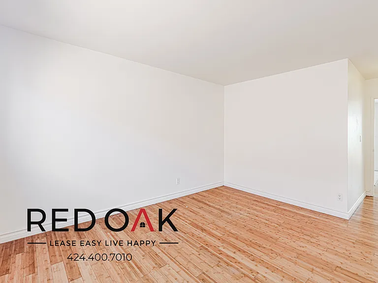 1543 10th St #3 — Photo 15