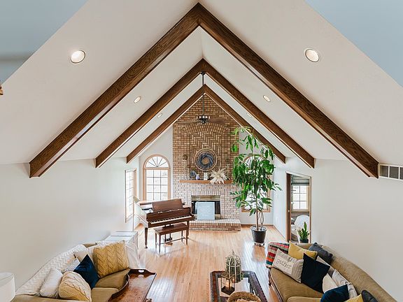 4th image of 507 Valley Rd