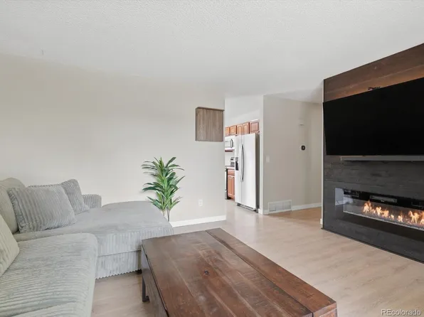 1208 S Cathay Street, Aurora, CO 80017