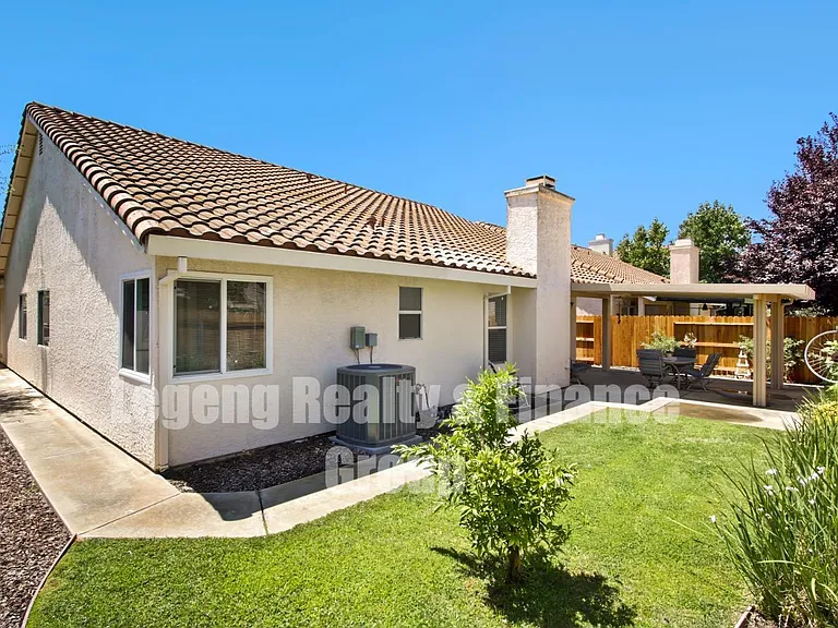 4121 Marseille Ct — Photo 27