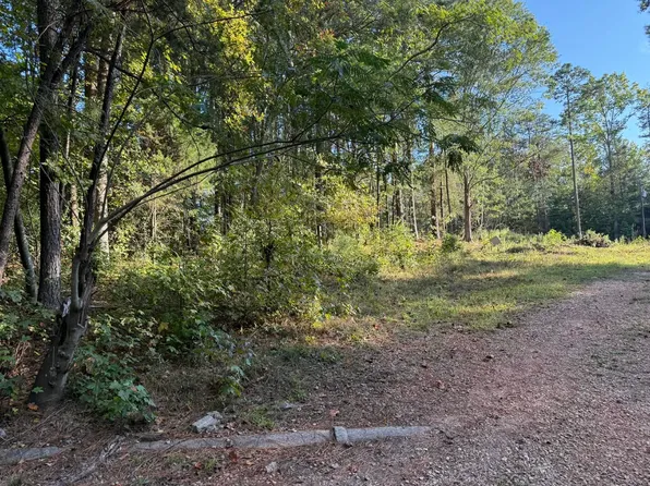 330 Oaktree Rd, Spartanburg, SC 29303