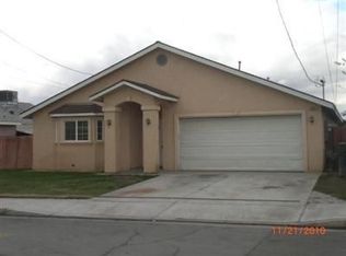 2961 S Clara Ave, Fresno, CA