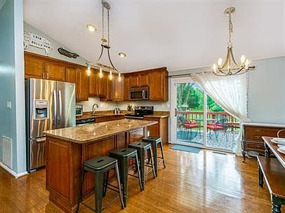 2nd image of 3827 Dittany Ct