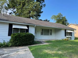1732 Barron Rd, Poplar Bluff, MO 63901