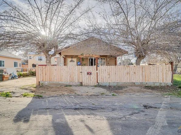 117 Shattuck Ave, Taft, CA 93268