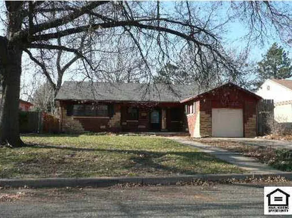 645 Courtleigh St, Wichita, KS 67218