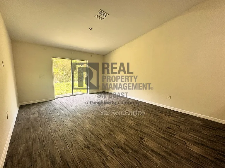 2426 Millie Ave S #2426 — Photo 12