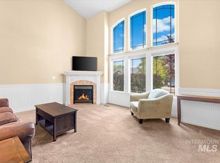 690 N Saddlebrook Way, Star, ID 83669