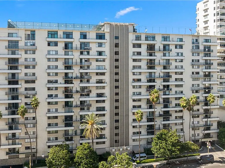 10535 Wilshire #912 — Photo 31