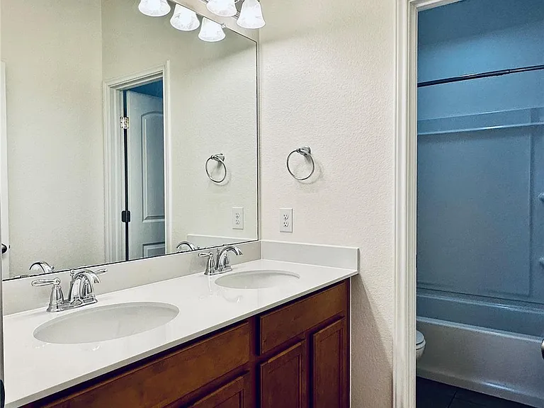 3308 De Torres Cir — Photo 14