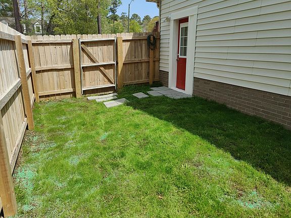 3rd image of 2752 Kent Dr