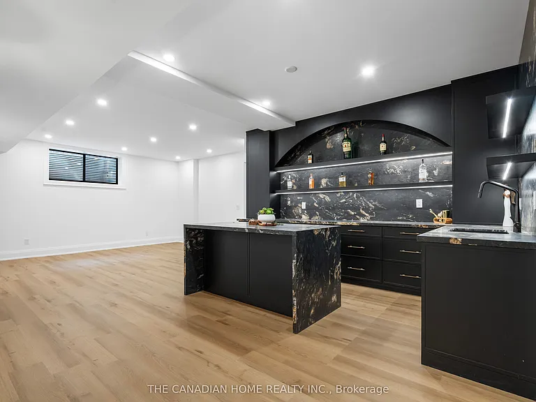 499 Rebecca St — Photo 39